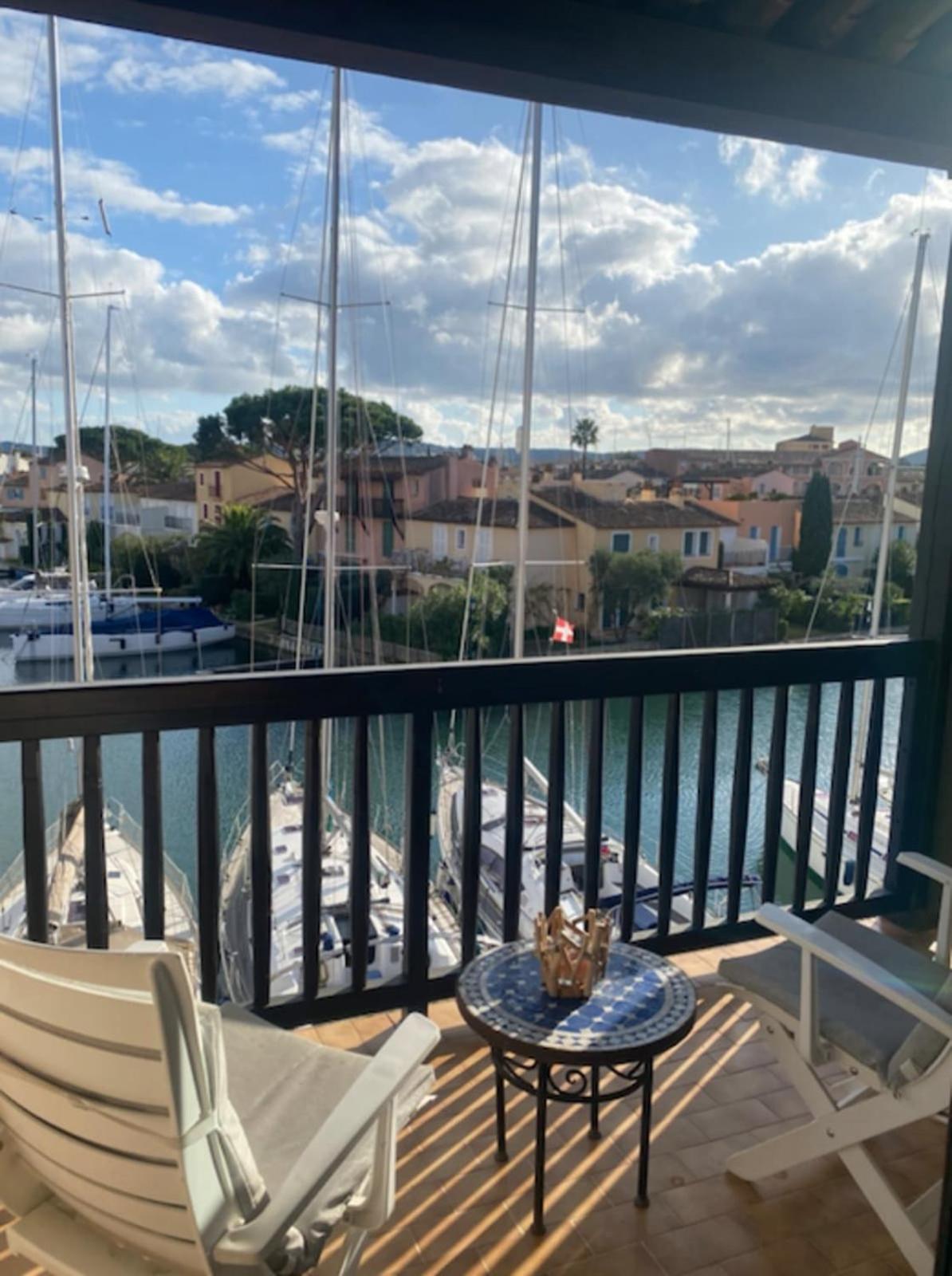 Nice Apt In Front Of The Marina In Grimaud Appartement Buitenkant foto